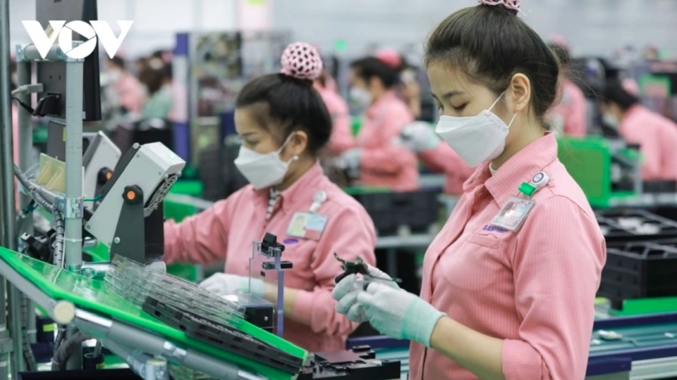 Vietnam attracts US$13.82 billion in FDI in four-month period